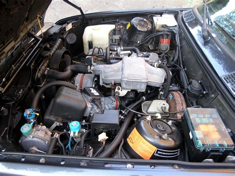 BMW E30 318i, 4 cylinder M10 motor, cleaned up engine bay… | Flickr