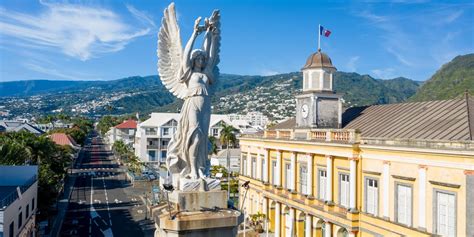 Straßen, Gässchen und Ortsviertel in Saint-Denis | Île de la Réunion ...