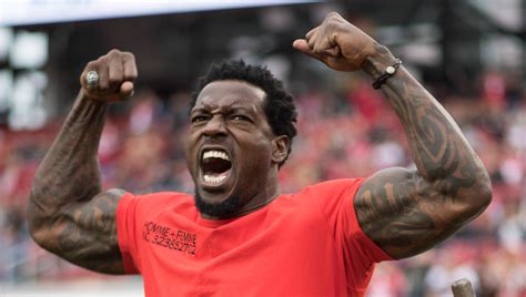 Patrick Willis still thriving after early 49ers retirement