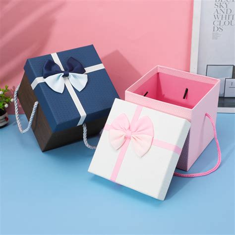 Luxury Ribbon Gift Packaging Paper Cardboard Box with Rope Handle ...