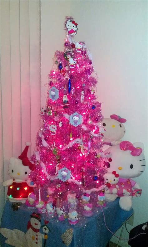 Hello Kitty Christmas Tree 2011 – Hello Kitty Hell