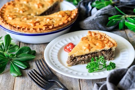 French Canadian Meat Pie: Tourtière | Recipe | Meat pie, Recipes, Delicious pies