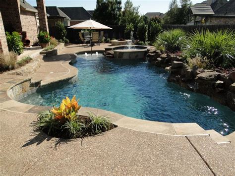 http://www.watercrestpools.com/project_details/id/Small-Freeform-Play ...