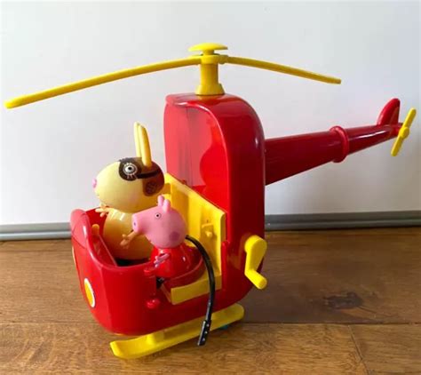 PEPPA PIG MISS Rabbit Red Helicopter Non Sound Version & Toy Figures £7.75 - PicClick UK