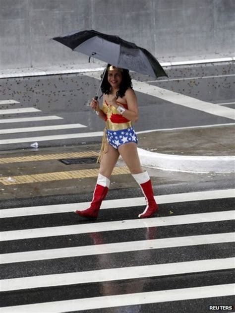 In pictures: Sao Paulo Gay Pride parade - BBC News