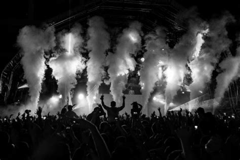 Free Images : light, sunlight, crowd, darkness, performance, rock concert, atmosphere of earth ...