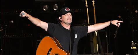 Rhett Akins Songs That Will Transport You Back to the '90s