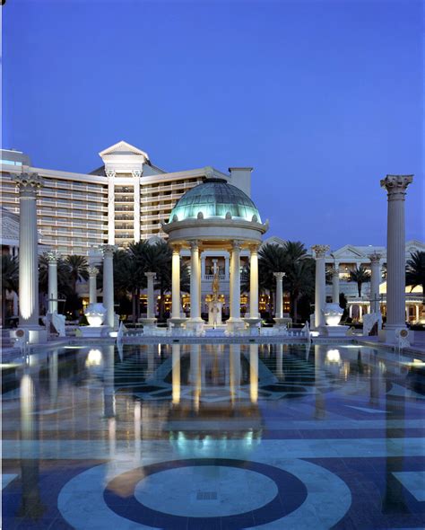 Caesars Palace | ASAnews | Flickr