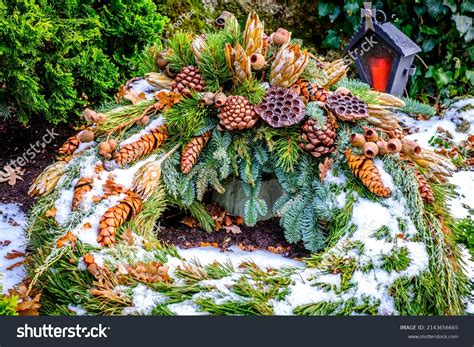 Typical Rustic Flower Wreath Photo Stock Photo 2143656665 | Shutterstock