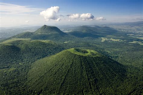 Chaîne des Puys- Faille de Limagne, Patrimoine mondial de l'UNESCO ...