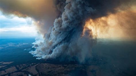 ‘It’s Going to Be a Blast Furnace’: Australia Fires Intensify - The New ...