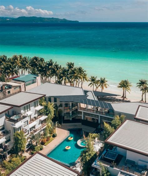 Discovery Shores Boracay wins Destinasian Magazine's 2020 Readers' Choice Award