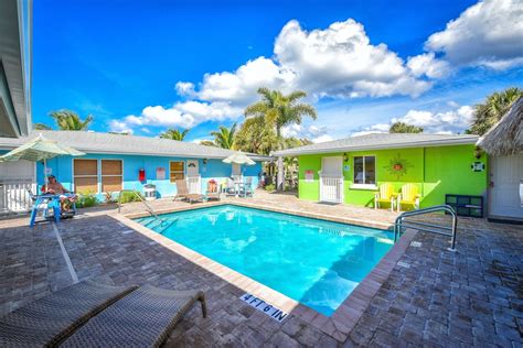 Siesta Key Beachside Villas in Siesta Key | Best Rates & Deals on Orbitz