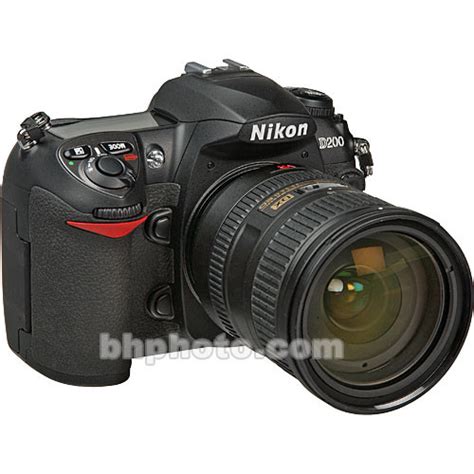 Nikon D200 SLR Digital Camera Kit with 18-200mm VR II Lens 9995