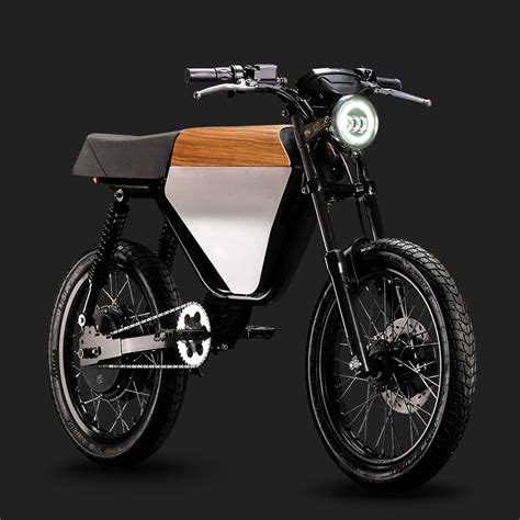 ONYX updates RCR retro electric motorcycle with 200km of autonomy + 5 kW motor