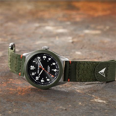 Solar Powered Sustainable Field Watch Olive rPet – One Eleven