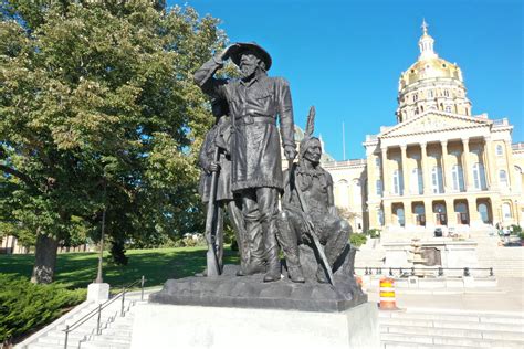 Iowa Capitol Monuments and Sculpture