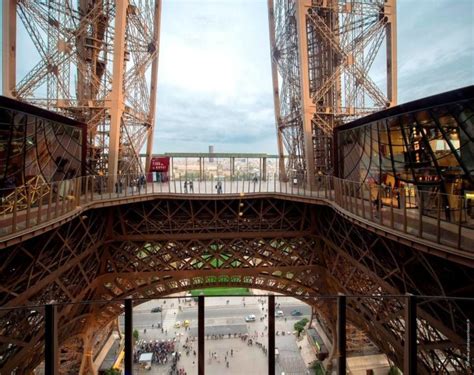 Eiffel Tower Dinner: Why You Should Have Dinner At The Eiffel Tower