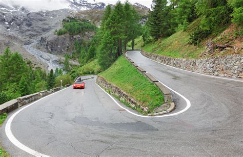 HotHolidays.co.uk's Top Twelve Road Trips - Stelvio Pass