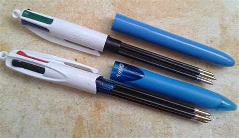 Pen Collection geekery: Bic 4 Colours Grip Vs Classic