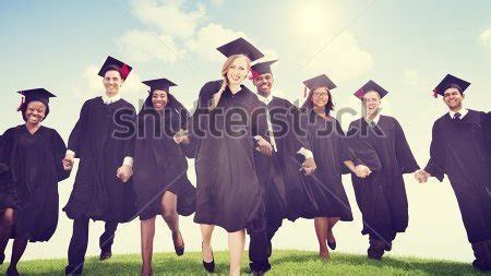 Petition · PETITION FOR ELYRIA HIGH SCHOOL GRADUATION CAPS AND GOWNS TO BE MY FAVORITE COLOR ...