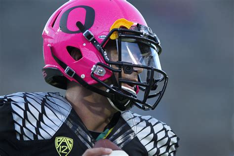 Pink Oregon Ducks | Oregon ducks football, Football helmets, Pink helmet