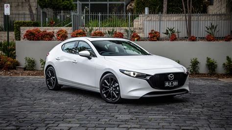 2022 Mazda3: Choosing the Right Trim - Autotrader