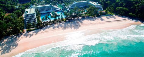 Hotel on the Beach in Phuket, Thailand | Le Méridien Phuket Beach Resort