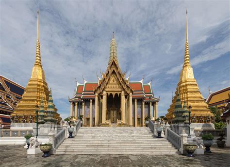 Wat Phra Kaew (Temple of the Emerald Buddha), Bangkok