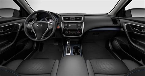 2018 Nissan Altima Interiors | Nissan USA