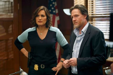 'Law & Order: SVU': Donal Logue Teased Declan Murphy Return in 'What We ...