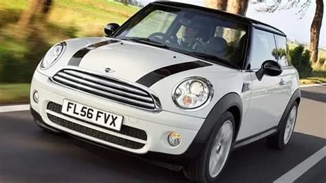 Mini Cooper D Super Efficient Diesel That Uses Stop Start Technology