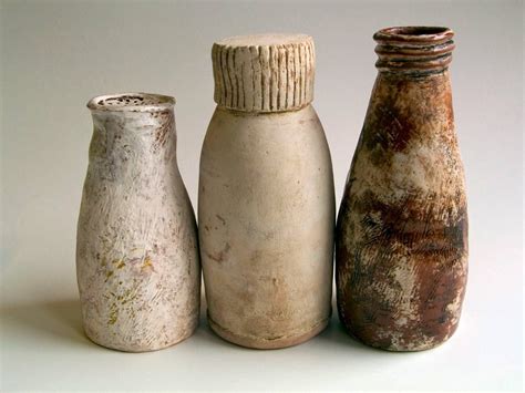 19 Nice Contemporary White Ceramic Vases | Decorative vase Ideas