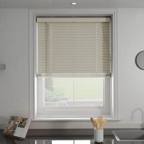 Venetian Blinds | Ready Made Wooden Venetian Blinds | Dunelm