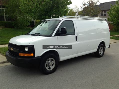 2007 Chevrolet Express 1500 Base Standard Cargo Van 4 - Door 4. 3l