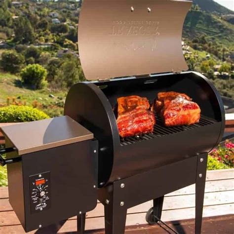 Traeger Junior Elite Grill Review: To Buy Or Not To Buy? [2018 Edition]