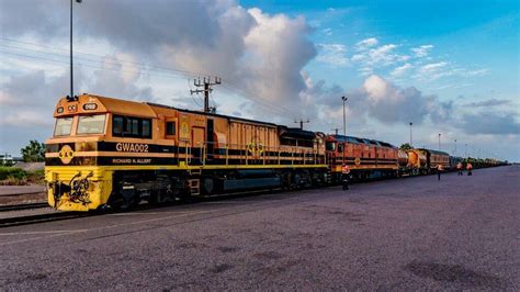 Military train on its way back | Katherine Times | Katherine, NT