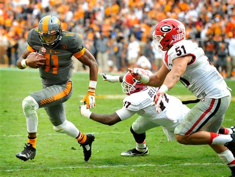 Josh Dobbs gives Vols 430 yards of offense | USA TODAY Sports