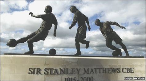 BBC - The Sir Stanley Matthews statue