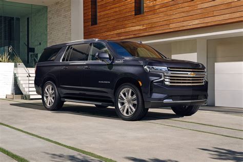 2023 Chevy Suburban Prices, Reviews, and Pictures | Edmunds
