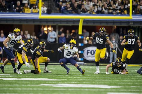 Michigan’s unstoppable offense vs. Iowa’s unmovable defense - mlive.com