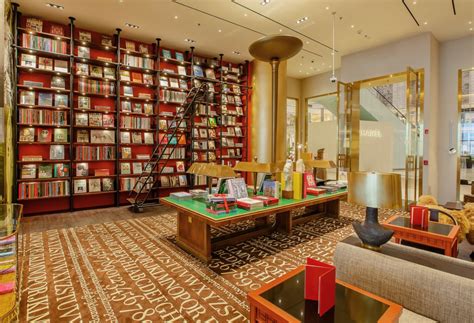 Maison Assouline Flagship Store, Dubai - Retail Store/Shop Interior ...