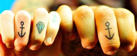Matching anchor finger tattoos for friends - Tattooimages.biz