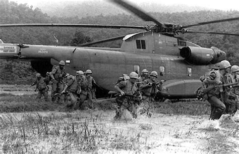 Marine Helicopter Units In Vietnam