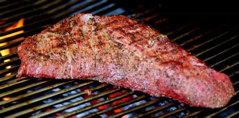 The Best Smoked Tri-Tip You've Ever Had - Learn to Smoke Meat with Jeff Phillips