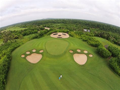 Mission Hills Golf Club Haikou Hainan Island, The No. 1 Golfing Complex in China - Hainan China ...