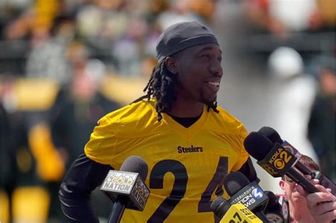 Joey Porter Jr. on Emotional First Pittsburgh Steelers Practice - Sports Illustrated Pittsburgh ...