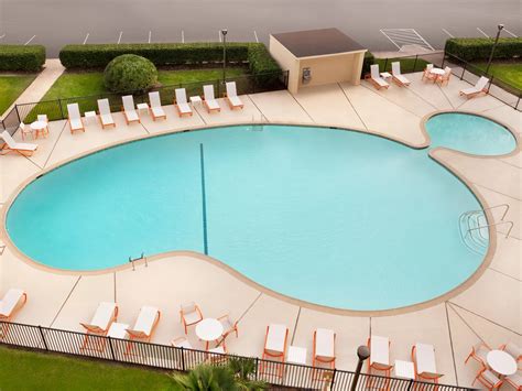 Holiday Inn Houston-Intercontinental Arpt - Free Internet & More