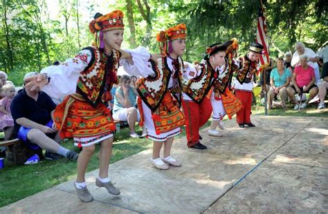 Festival features Ukrainian food and culture - NewsTimes