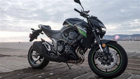 A Month with the 2016 Kawasaki Z800 - Full Review